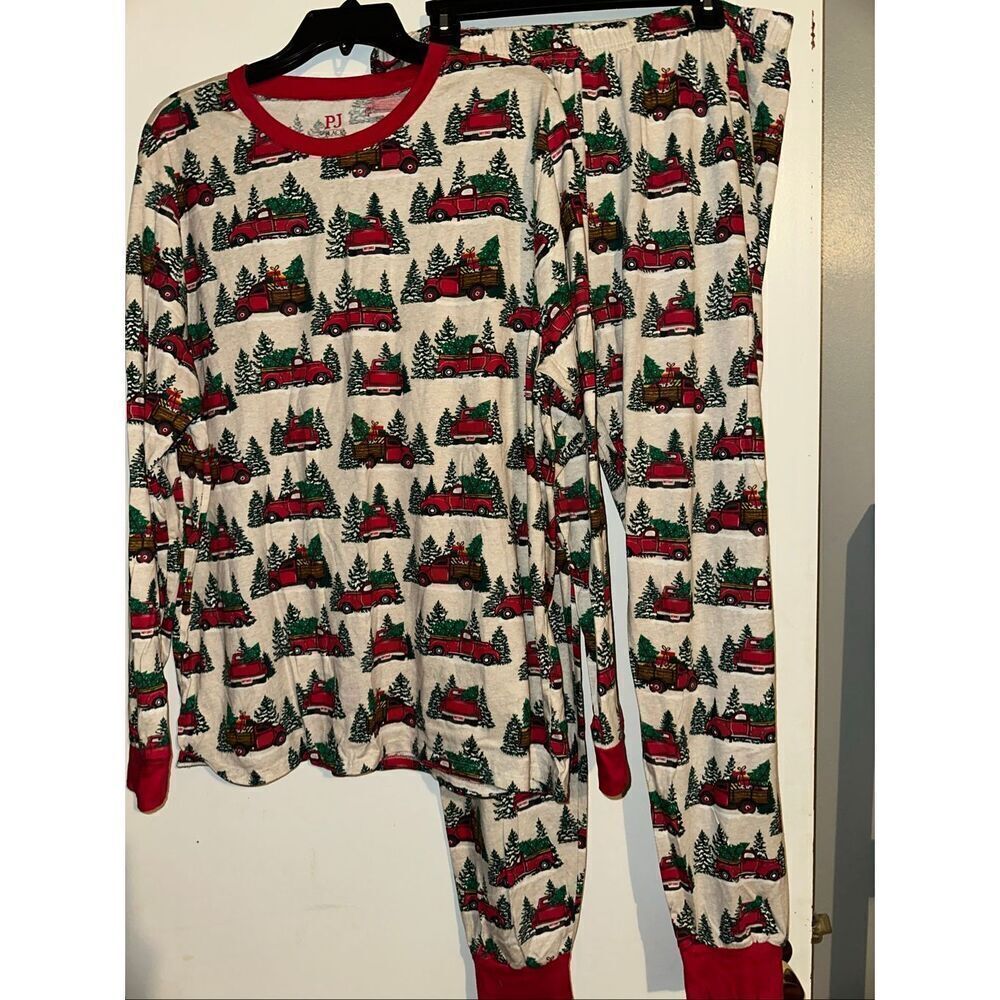 PJ Place Christmas Flannel Pajamas 2 pc. Unisex Adult XXL Red Truck Tree Print